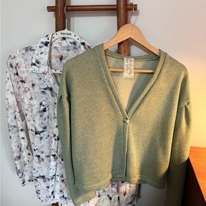 Sadie & Sage Women's Green Cardigan Sweater with bonus free Black Tape Blouse